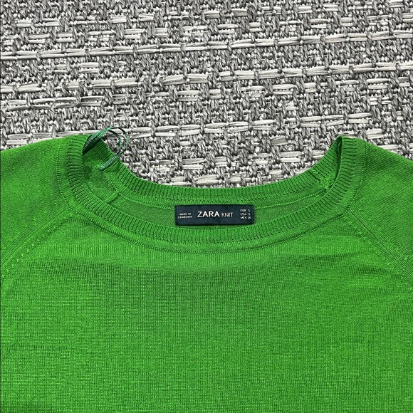 Zara | Green Three Quarter Sleeve Knit - Picture 3 of 13